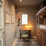 Lovely 6 Bedroom Flat In L'eixample ברצלונה
