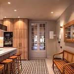 Lovely 6 Bedroom Flat In L'eixample Barcelona