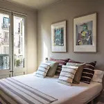 Lovely 6 Bedroom Flat In L'eixample Apartament *