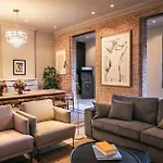 Apartament Lovely 6 Bedroom Flat In L'eixample Barcelona