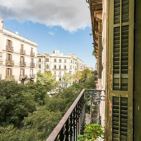 公寓 Lovely 6 Bedroom Flat In L'eixample 巴塞罗那