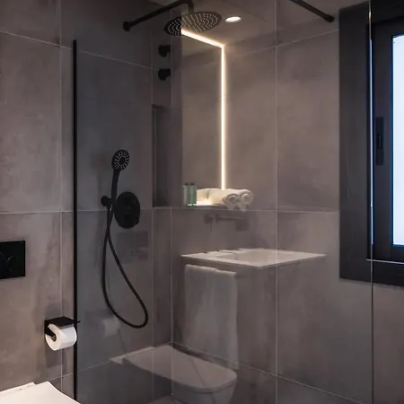 公寓 Lovely 6 Bedroom Flat In L'eixample 巴塞罗那