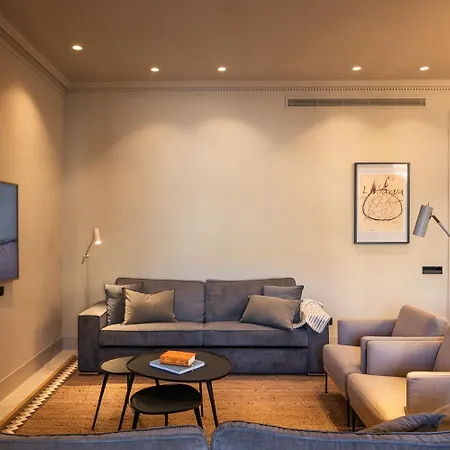 Apartman Lovely 6 Bedroom Flat In L'eixample Barcelona