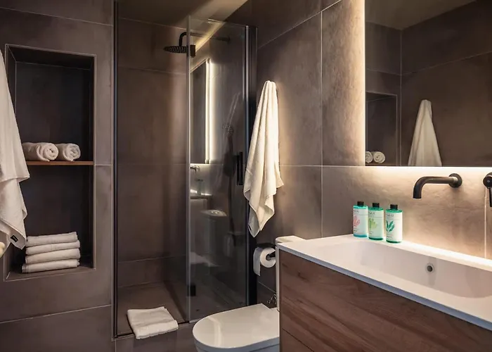 Lovely 6 Bedroom Flat In L'eixample Appartement Barcelona